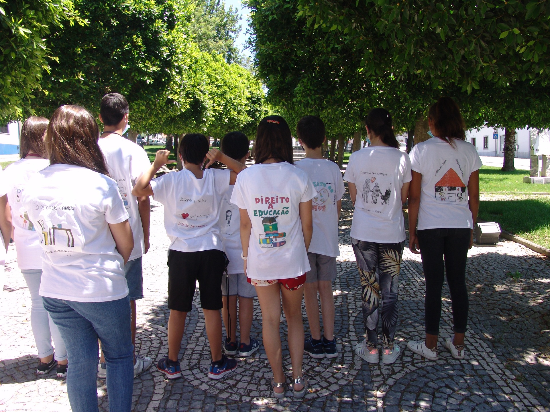 caminhando pelo concelho com as nossas camisolas